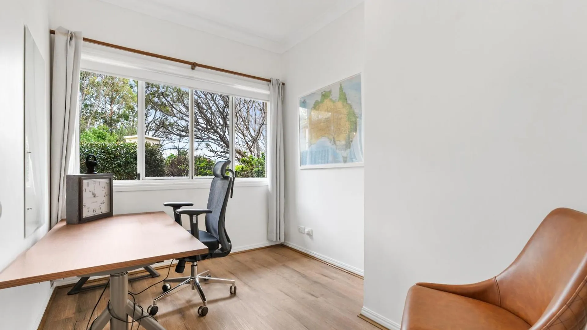 Peaceful Family Home: 4-Bed Pool Alfresco Dining Albany Creek 0*,