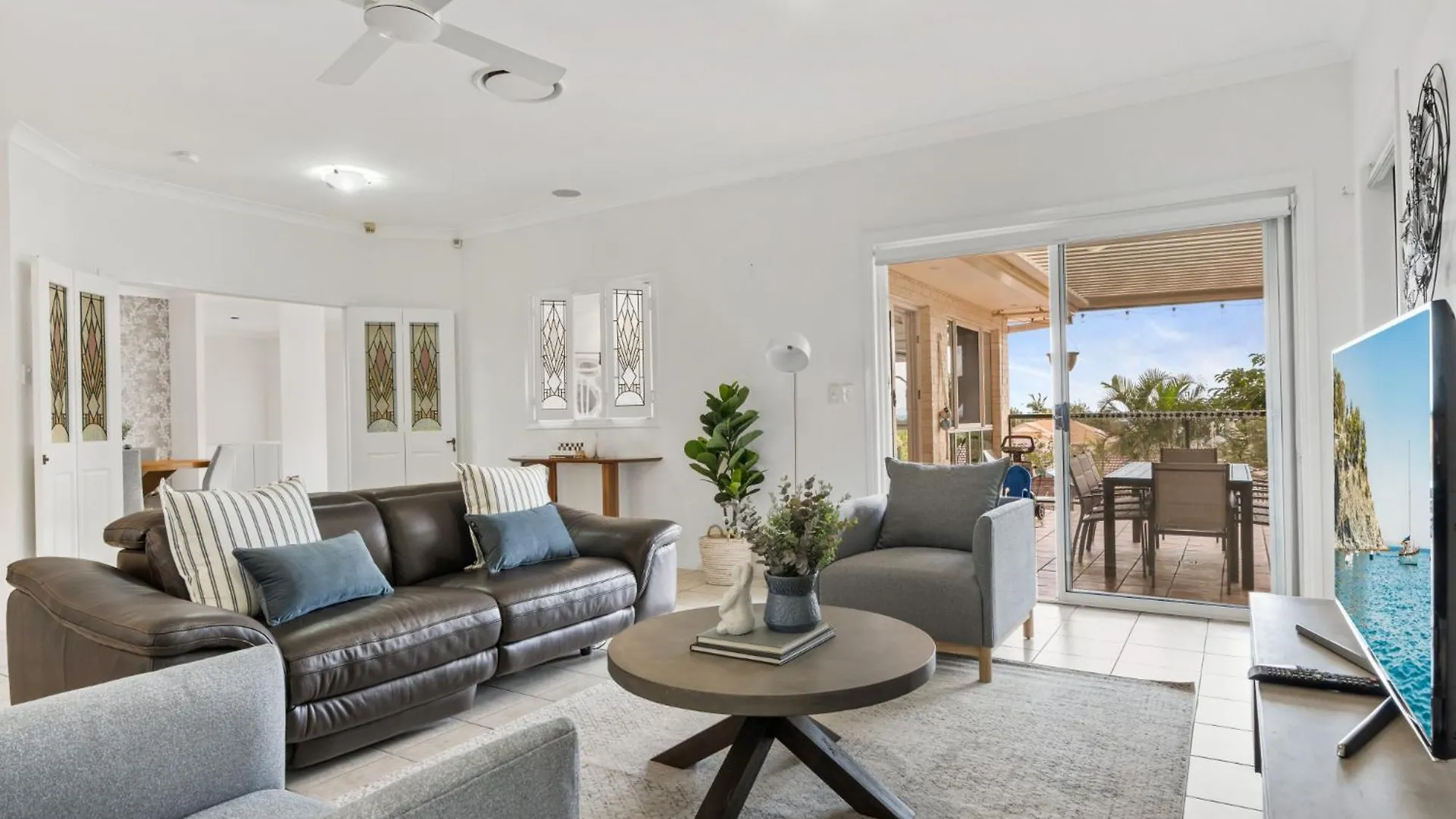 Peaceful Family Home: 4-Bed Pool Alfresco Dining Albany Creek 0*,